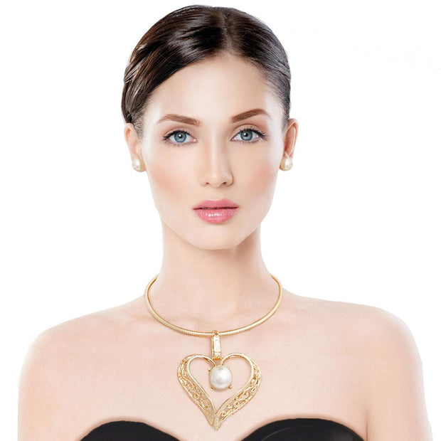 Gold Filigree Heart Pearl Necklace